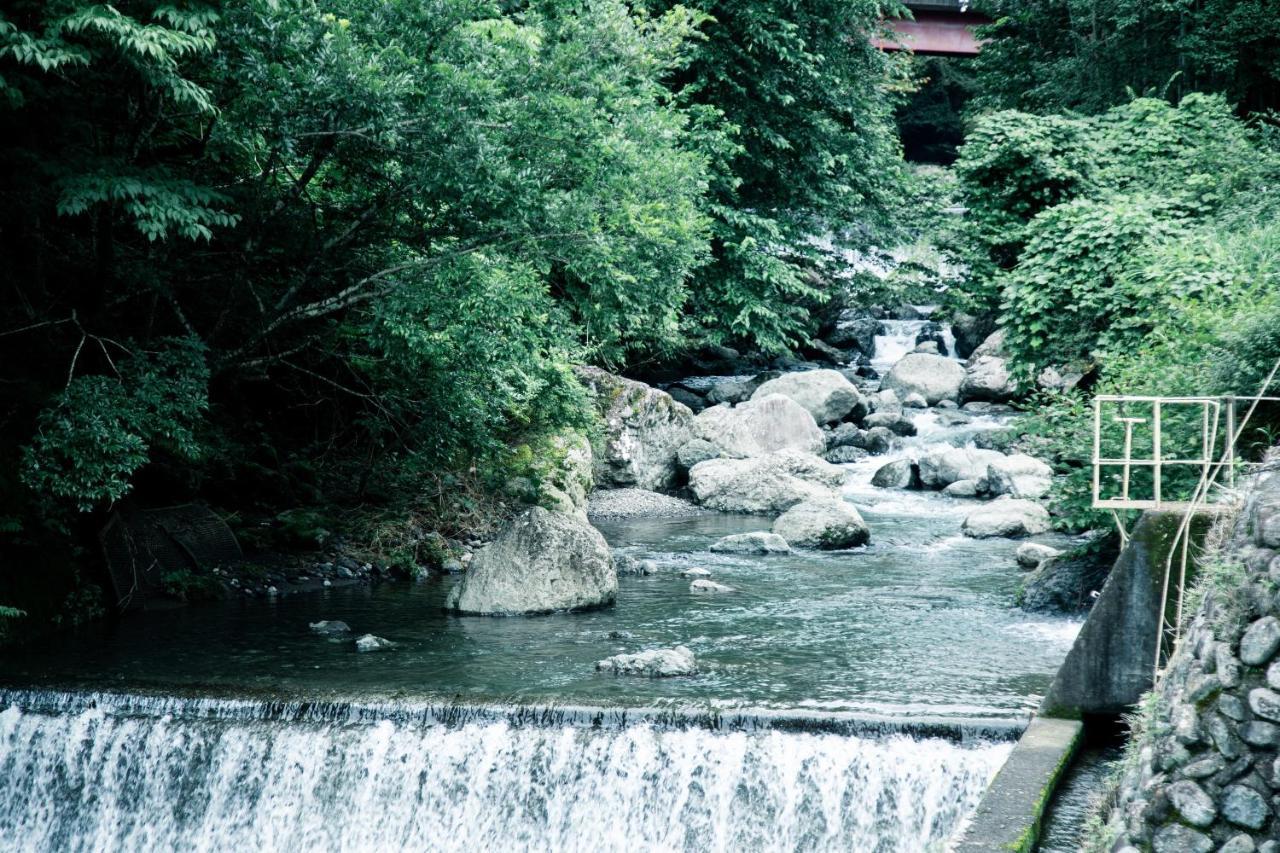 山の中の一棟貸切宿 五番地 Nambu (Yamanashi) 外观 照片