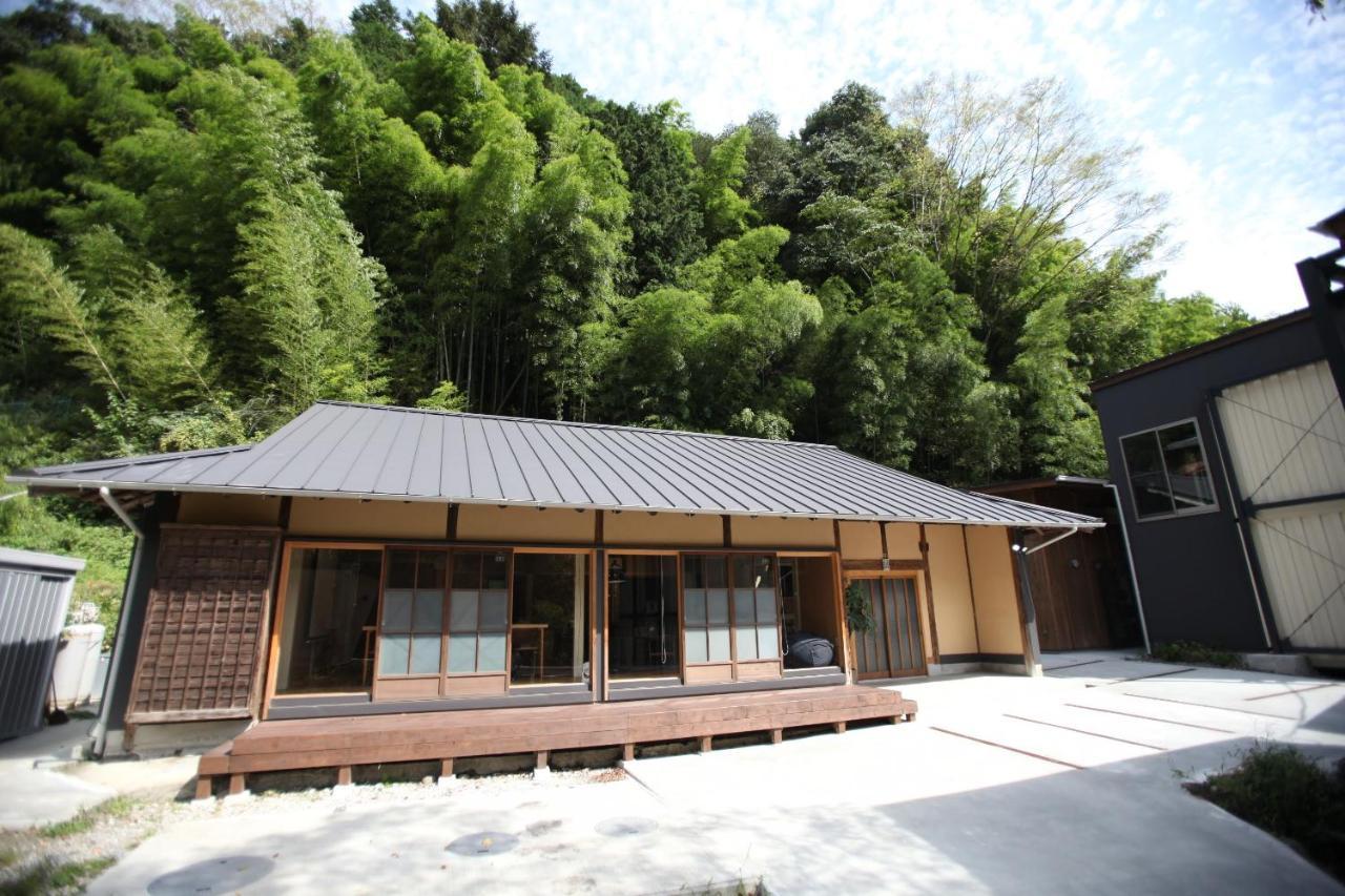 山の中の一棟貸切宿 五番地 Nambu (Yamanashi) 外观 照片